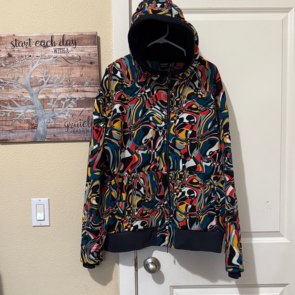 Under Armour Multicolor Patterned Hoodie